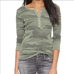 Splendid camo thermal Henley